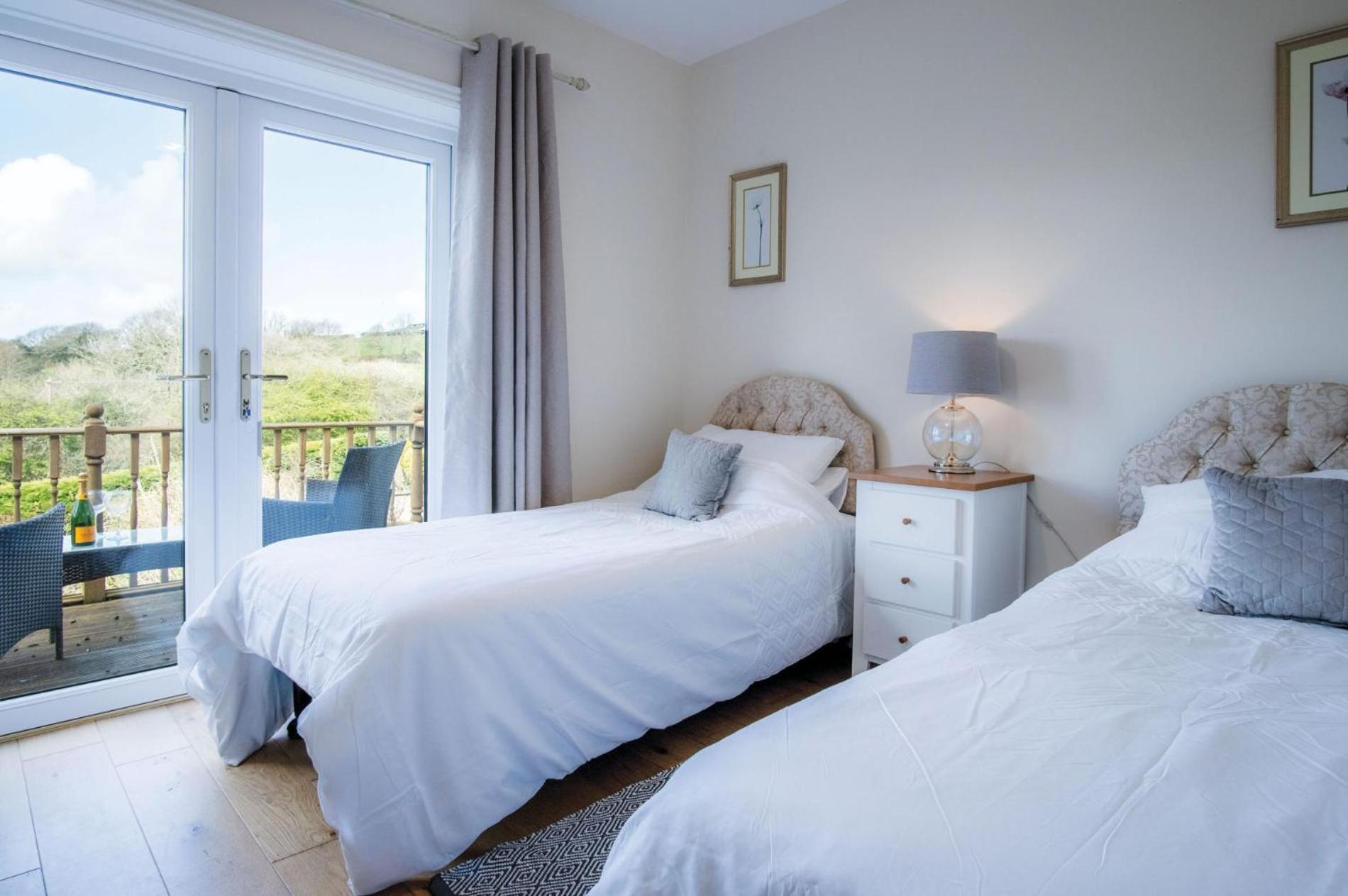 Sorrento - 3 Bed Holiday Home - Wisemans Bridge Stepaside  Eksteriør bilde